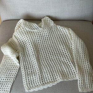 Art Class white girl’s Sweater